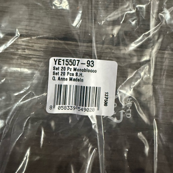 made•in 20-Piece Stainless Steel Flatware Set – Brand New in Box - Picture 5 of 6